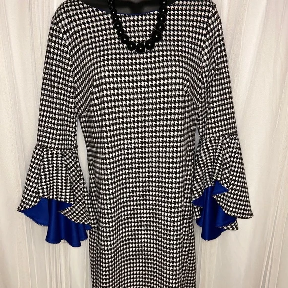 Shelby and palmer bell sleeve dress cheap